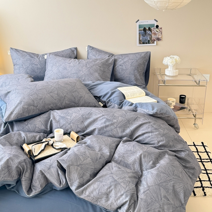 91家纺网 家纺一手货源 找家纺 女子家纺 2026新款40支斜纹全棉磨毛印花四件套 云影风华