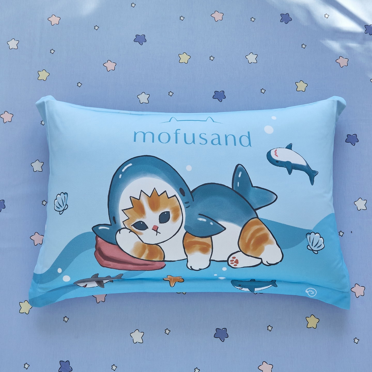 91家纺网 家纺一手货源 找家纺 蘭菲家纺 2026新款全棉大版鲨鱼猫套件-猫福系列四件套 珊迪沙滩季-猫福系列