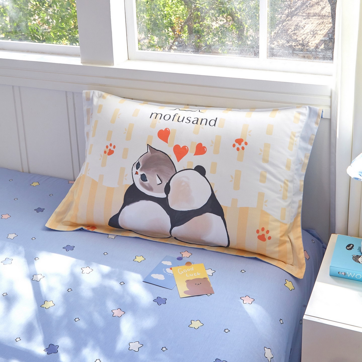 91家纺网 家纺一手货源 找家纺 蘭菲家纺 2026新款全棉大版鲨鱼猫套件-猫福系列四件套 珊迪熊-猫福系列