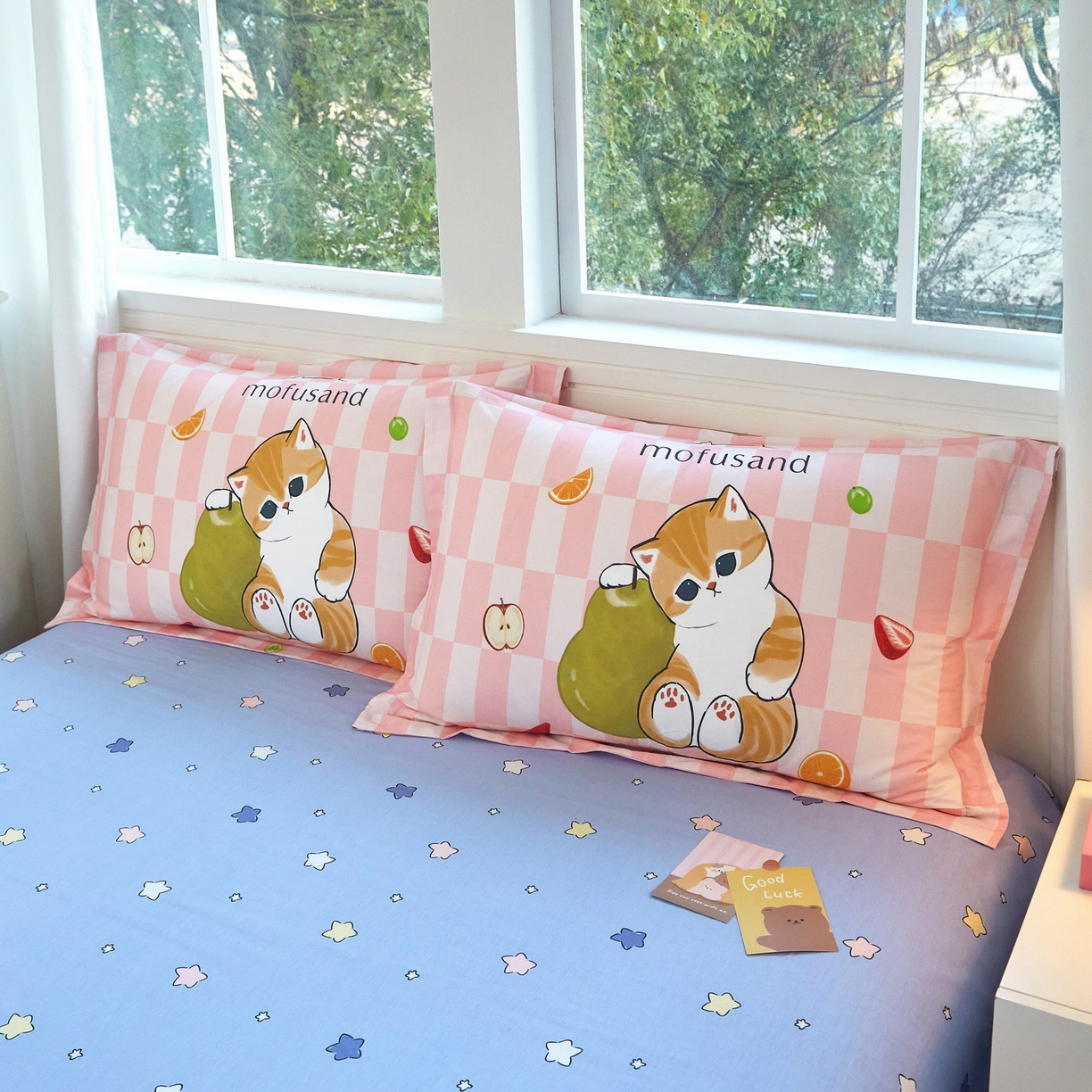 91家纺网 家纺一手货源 找家纺 蘭菲家纺 2026新款全棉大版鲨鱼猫套件-猫福系列四件套 水果珊迪-猫福.系列