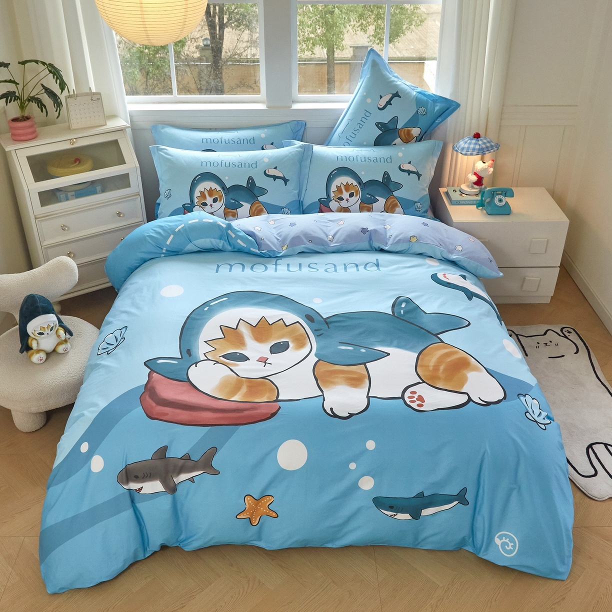 91家纺网 家纺一手货源 找家纺 蘭菲家纺 2026新款全棉大版鲨鱼猫套件-猫福系列四件套 珊迪沙滩季-猫福系列