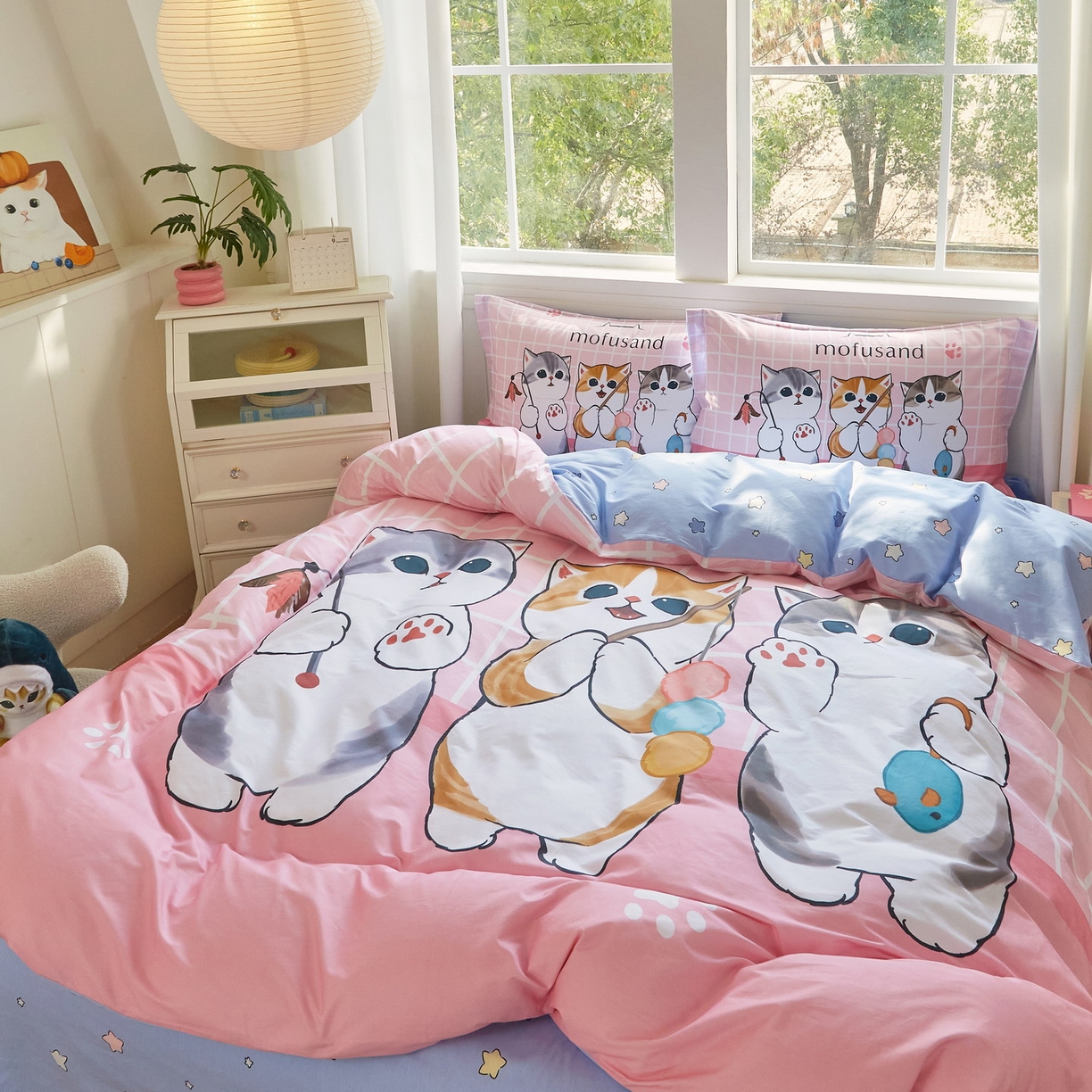 91家纺网 家纺一手货源 找家纺 蘭菲家纺 2026新款全棉大版鲨鱼猫套件-猫福系列四件套 珊迪逛街-猫福系列