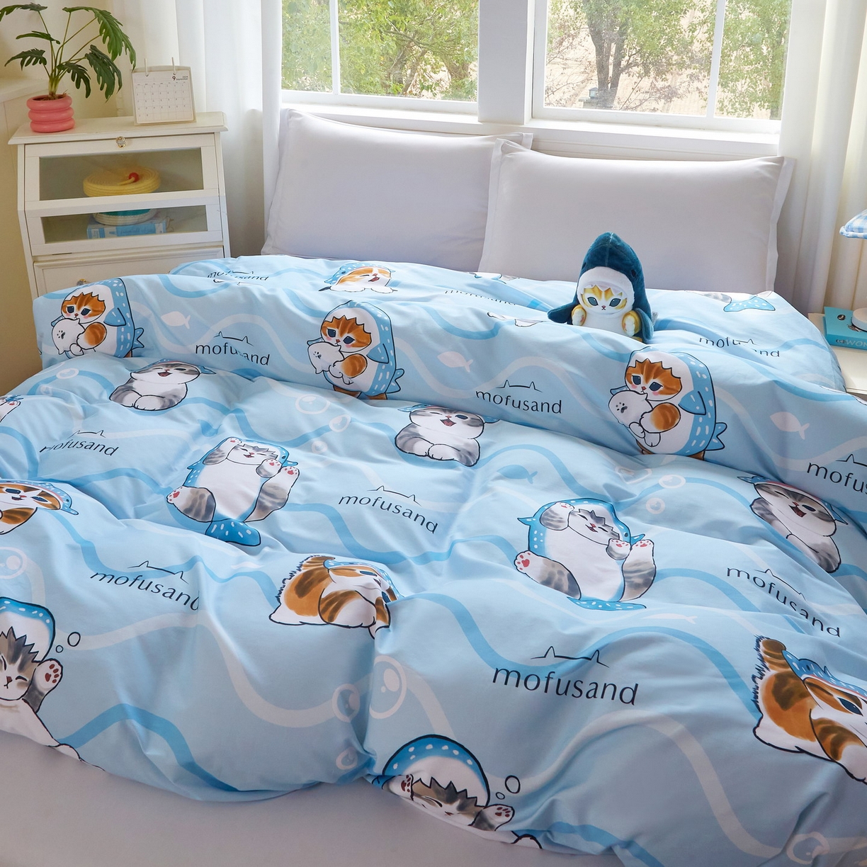 91家纺网 家纺一手货源 找家纺 （总）蘭菲家纺 2026新款全棉大版鲨鱼猫套件-猫福系列单被套