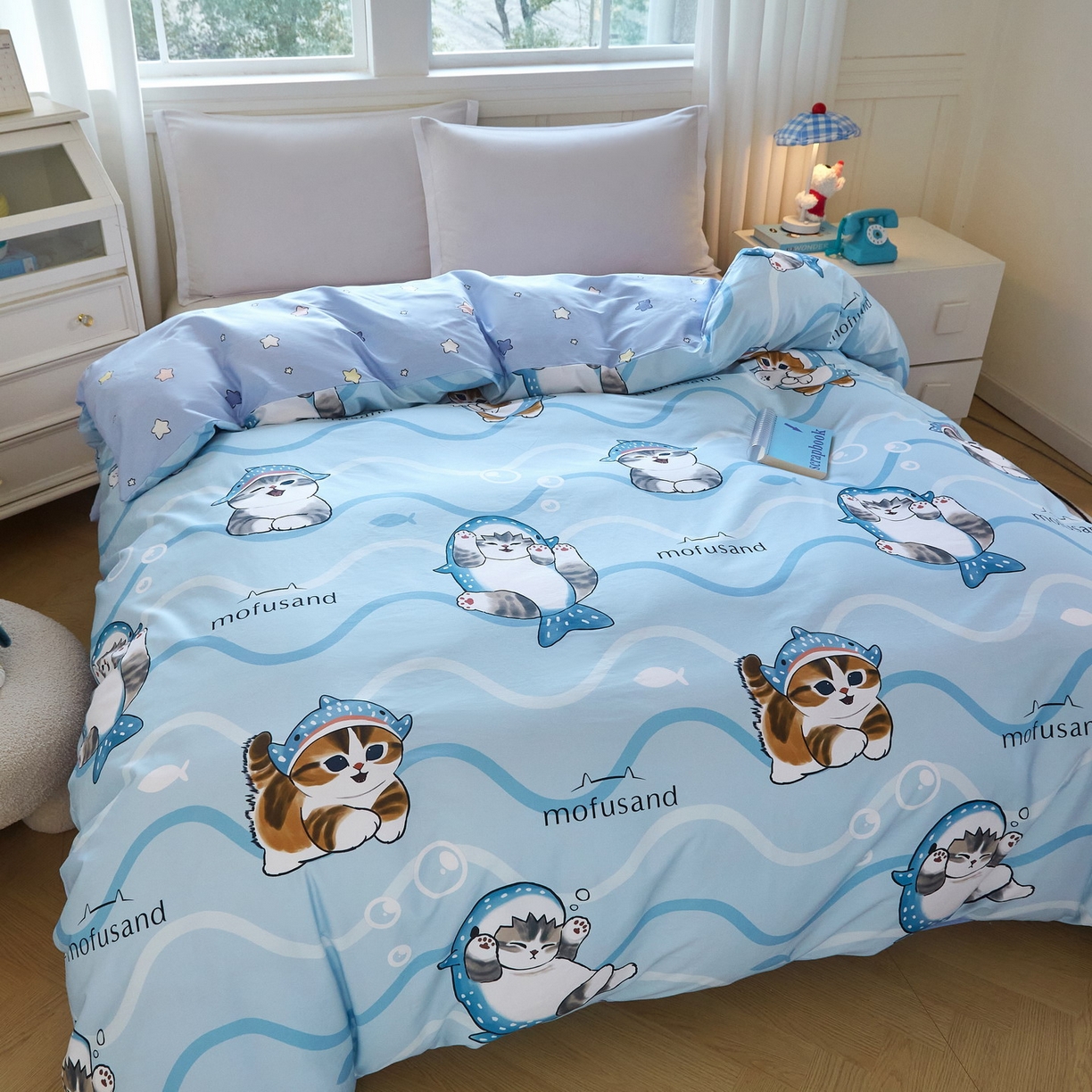 91家纺网 家纺一手货源 找家纺 （总）蘭菲家纺 2026新款全棉大版鲨鱼猫套件-猫福系列单被套