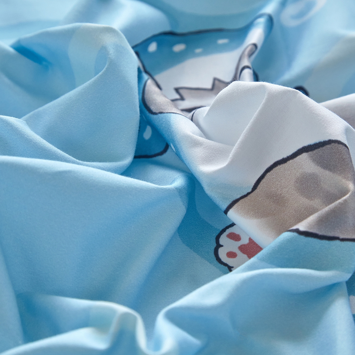 91家纺网 家纺一手货源 找家纺 （总）蘭菲家纺 2026新款全棉大版鲨鱼猫套件-猫福系列单床笠