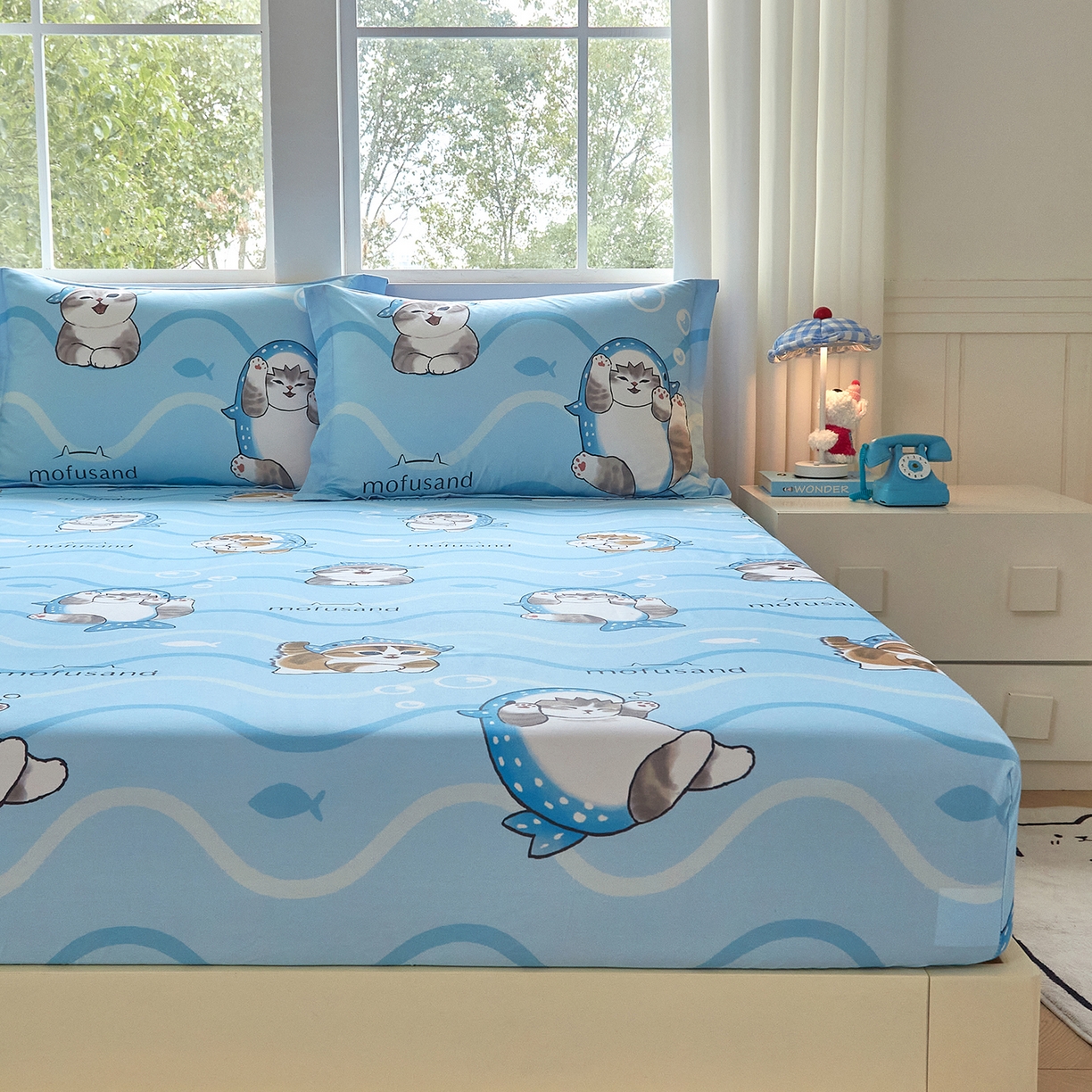 91家纺网 家纺一手货源 找家纺 （总）蘭菲家纺 2026新款全棉大版鲨鱼猫套件-猫福系列单床笠