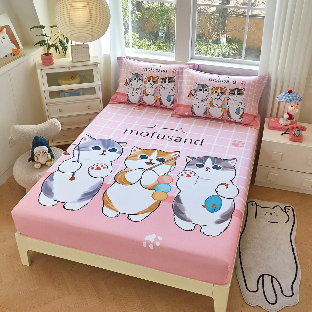 91家纺网 家纺一手货源 找家纺 蘭菲家纺 2026新款全棉大版鲨鱼猫套件-猫福系列单床笠 珊迪逛街