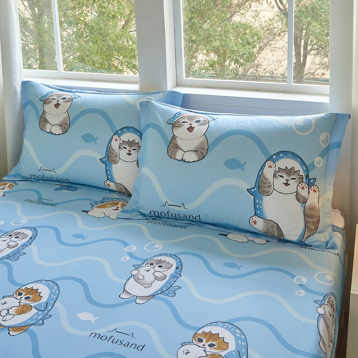 91家纺网 家纺一手货源 找家纺 （总）蘭菲家纺 2026新款全棉大版鲨鱼猫套件-猫福系列单床笠