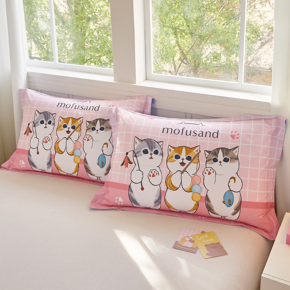 91家纺网 家纺一手货源 找家纺 蘭菲家纺 2026新款全棉大版鲨鱼猫套件-猫福系列单枕套 珊迪逛街-猫福系列