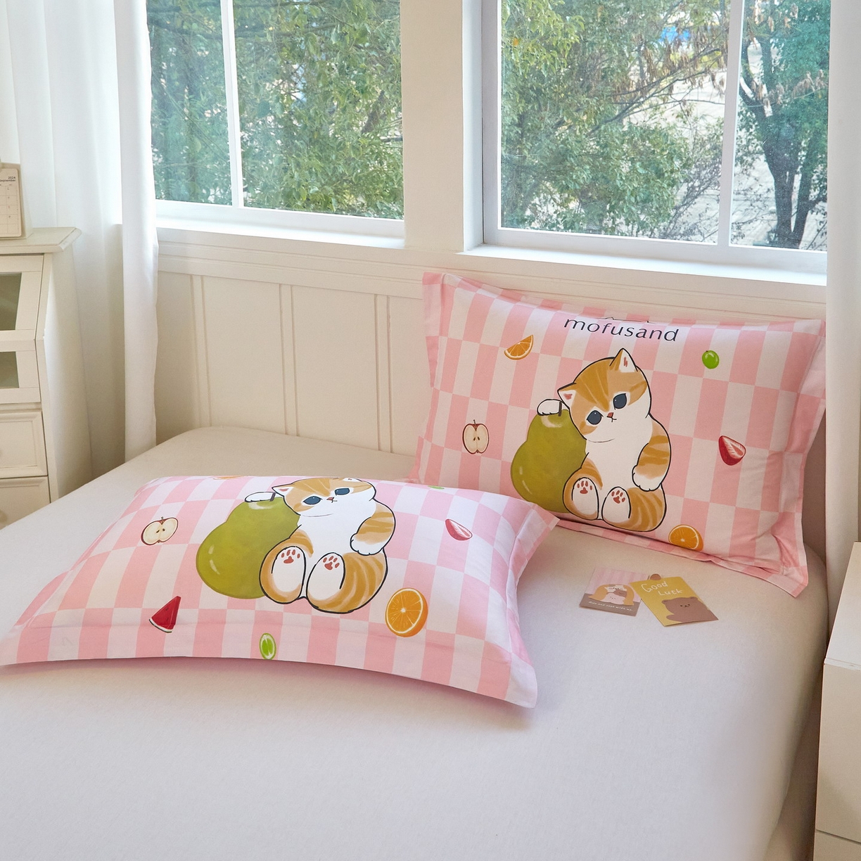 91家纺网 家纺一手货源 找家纺 蘭菲家纺 2026新款全棉大版鲨鱼猫套件-猫福系列单枕套 水果珊迪-猫福.系列