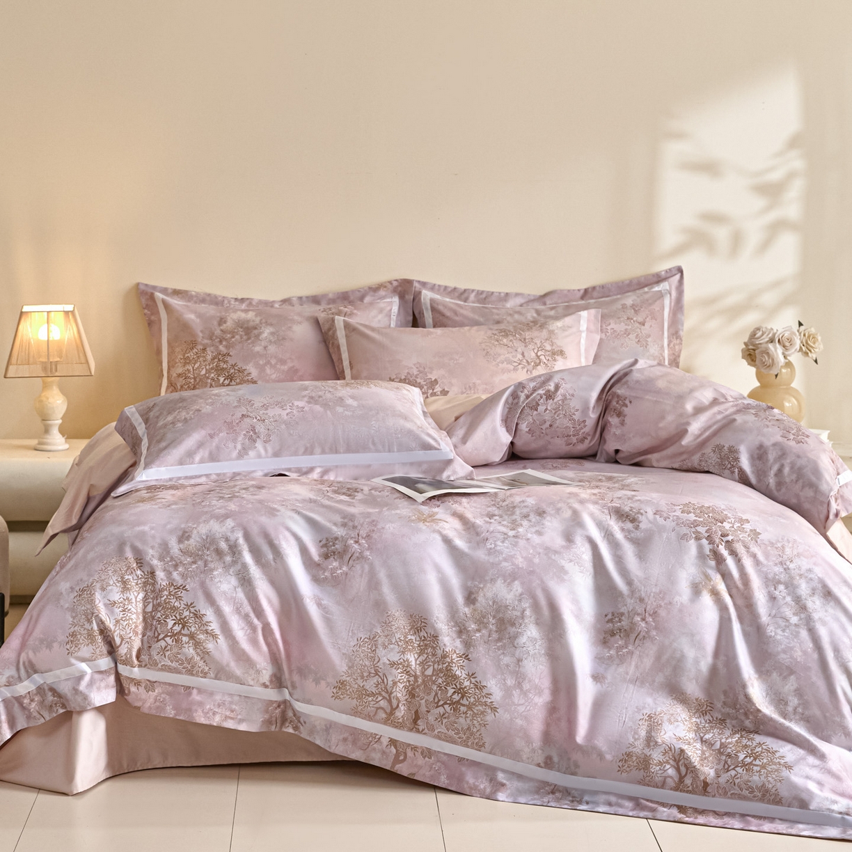 91家纺网 家纺一手货源 找家纺 新方向 【控价】2026新款数码印花50s双股全棉贡缎长绒棉四件套-盛世（严格控价 标准328元 加大348元） 盛世-蔷薇粉