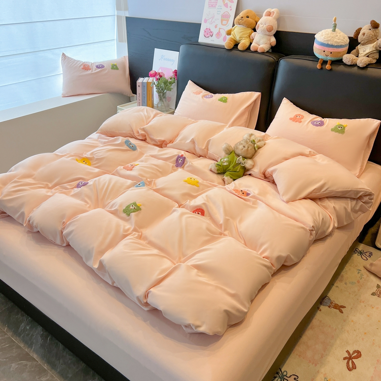 韩巢家纺 2026新款水洗棉毛巾绣四件套 小精灵-浅粉