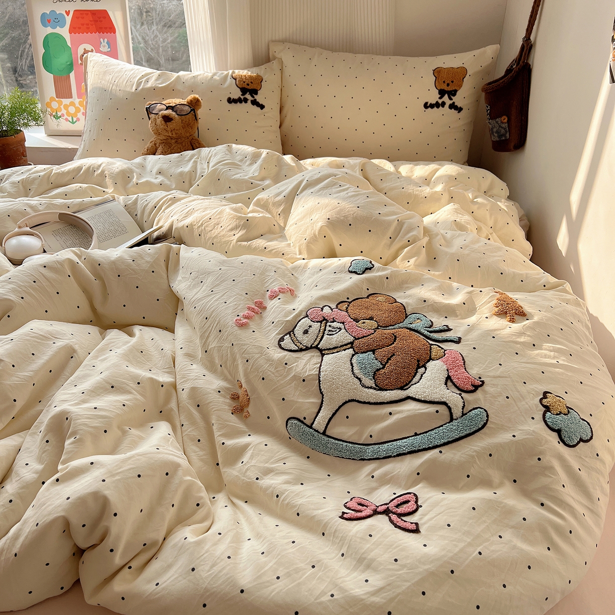 91家纺网 家纺一手货源 找家纺 沐芷 2026 【提供买家秀】水洗棉四件套毛巾绣A类仿棉床上用品床单被套三件套可爱小清新 毛巾绣-木马小熊