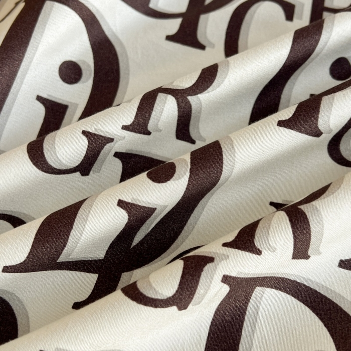 91家纺网 家纺一手货源 找家纺 （总）友承家纺 2026新款床上用品加厚磨毛大牌风四件套春夏床单磨毛被套高级奢华宿舍三件套欧洲站