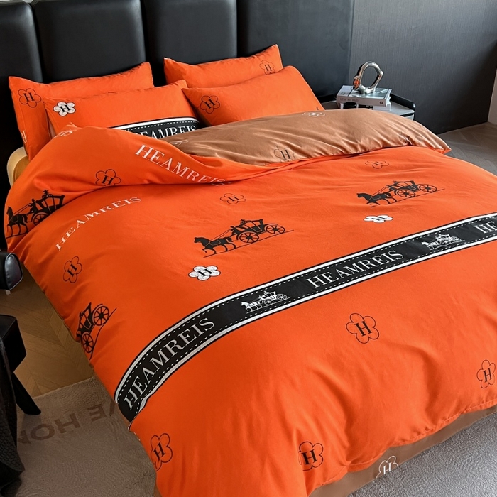 91家纺网 家纺一手货源 找家纺 友承家纺 2026新款床上用品加厚磨毛大牌风四件套春夏床单磨毛被套高级奢华宿舍三件套欧洲站 爱玛橙