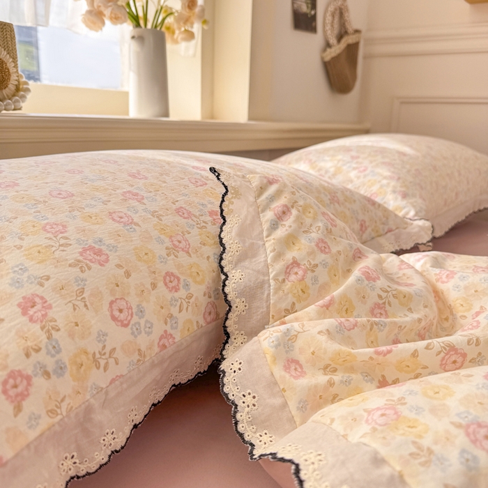 91家纺网 家纺一手货源 找家纺 一比一家纺 2026新款A类仿棉古法水洗棉法式全棉花边四件套 剪秋