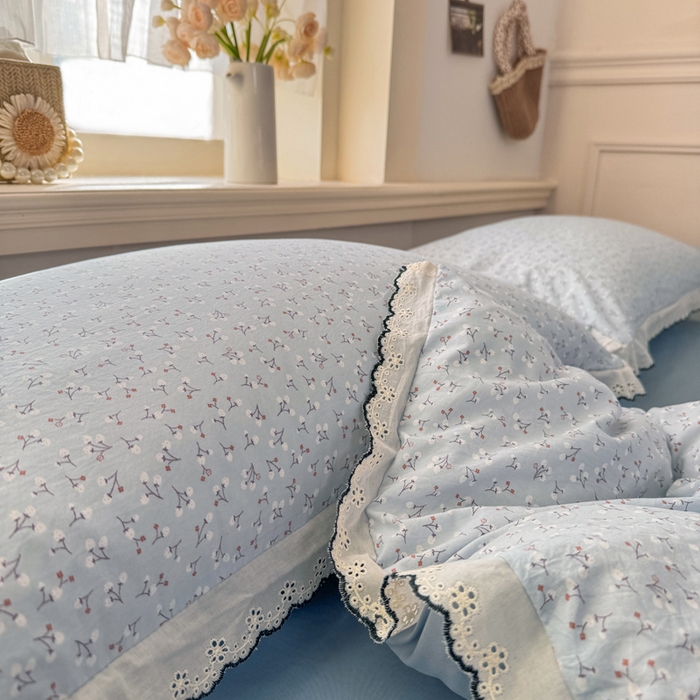 91家纺网 家纺一手货源 找家纺 一比一家纺 2026新款A类仿棉古法水洗棉法式全棉花边四件套 小幸运-蓝