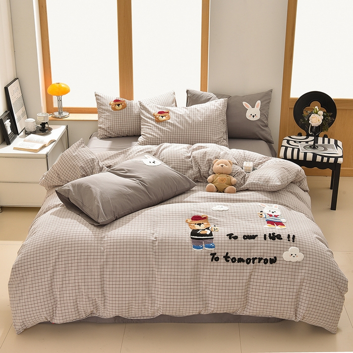 91家纺网 家纺一手货源 找家纺 炫拼家纺 2026新款多巴胺系列A类全棉40支水洗棉卡通毛巾绣四件套 多巴胺-快乐伙伴