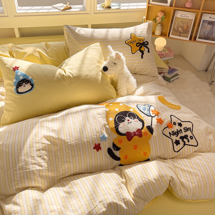 91家纺网 家纺一手货源 找家纺 炫拼家纺 2026新款多巴胺系列A类全棉40支水洗棉卡通毛巾绣四件套 多巴胺-星星猫