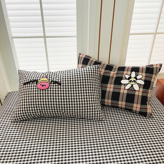 91家纺网 家纺一手货源 找家纺 炫拼家纺 2026新款多巴胺系列A类全棉40支水洗棉卡通毛巾绣四件套 多巴胺-快乐时光