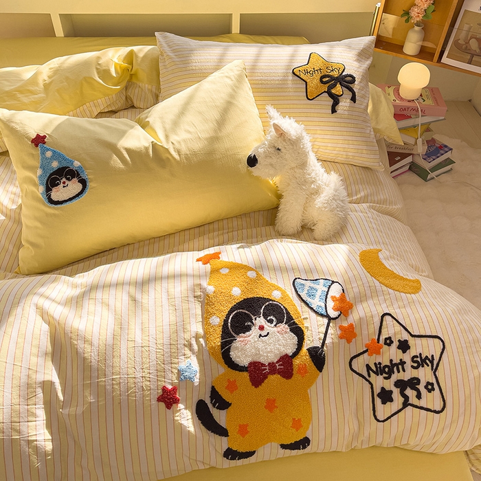 91家纺网 家纺一手货源 找家纺 炫拼家纺 2026新款多巴胺系列A类全棉40支水洗棉卡通毛巾绣四件套 多巴胺-星星猫