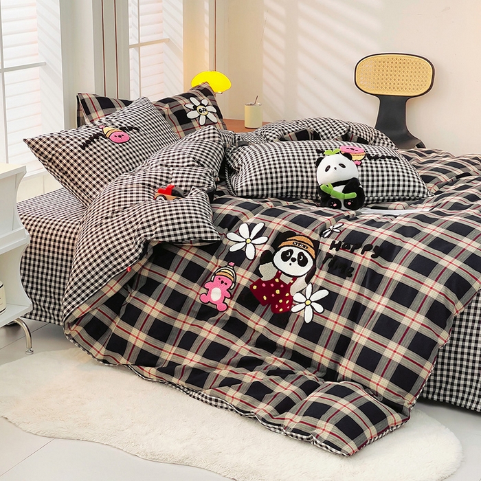 91家纺网 家纺一手货源 找家纺 炫拼家纺 2026新款多巴胺系列A类全棉40支水洗棉卡通毛巾绣四件套 多巴胺-快乐时光