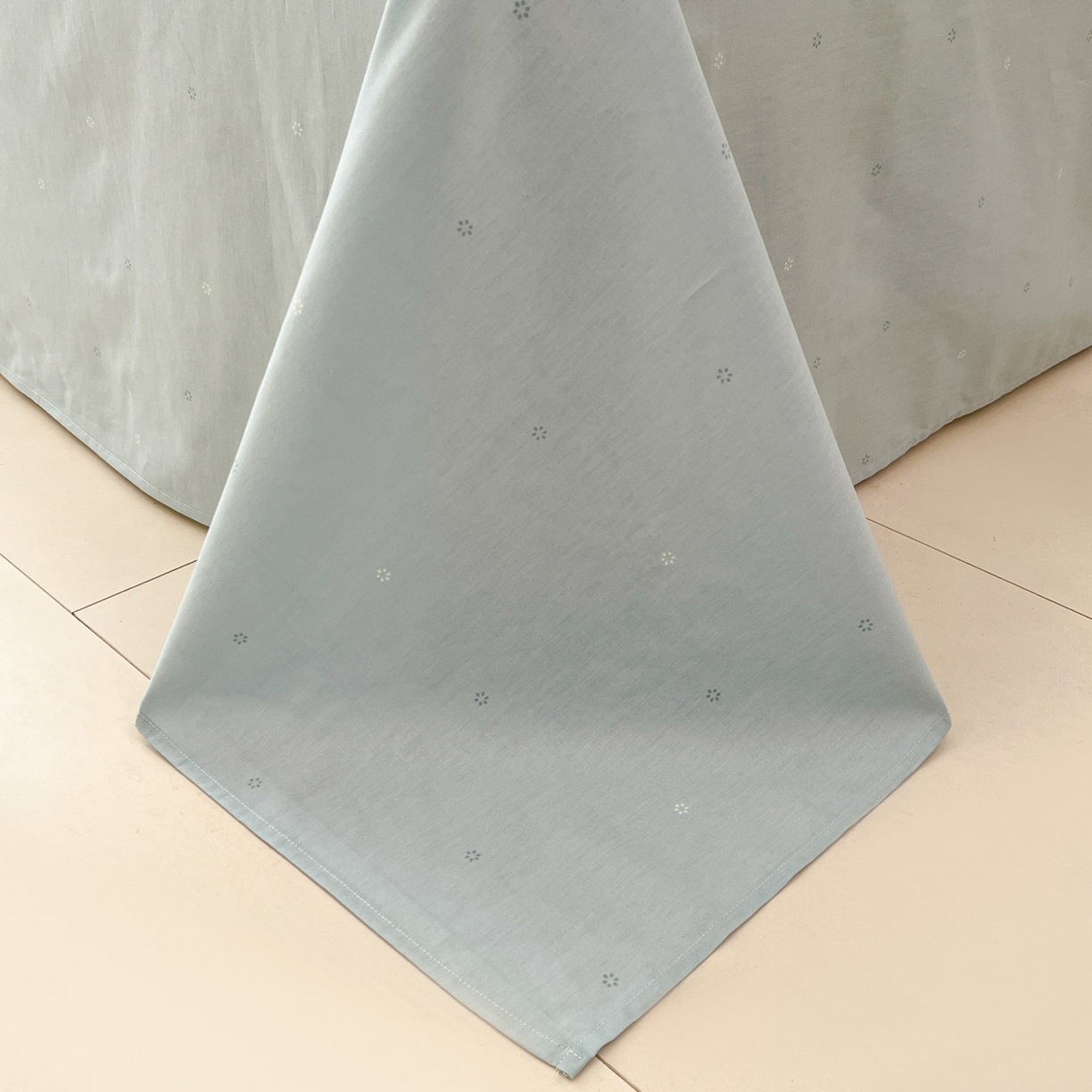 91家纺网 家纺一手货源 找家纺 西引力 2026新款40支全棉斜纹印花单枕套 猫吃鱼