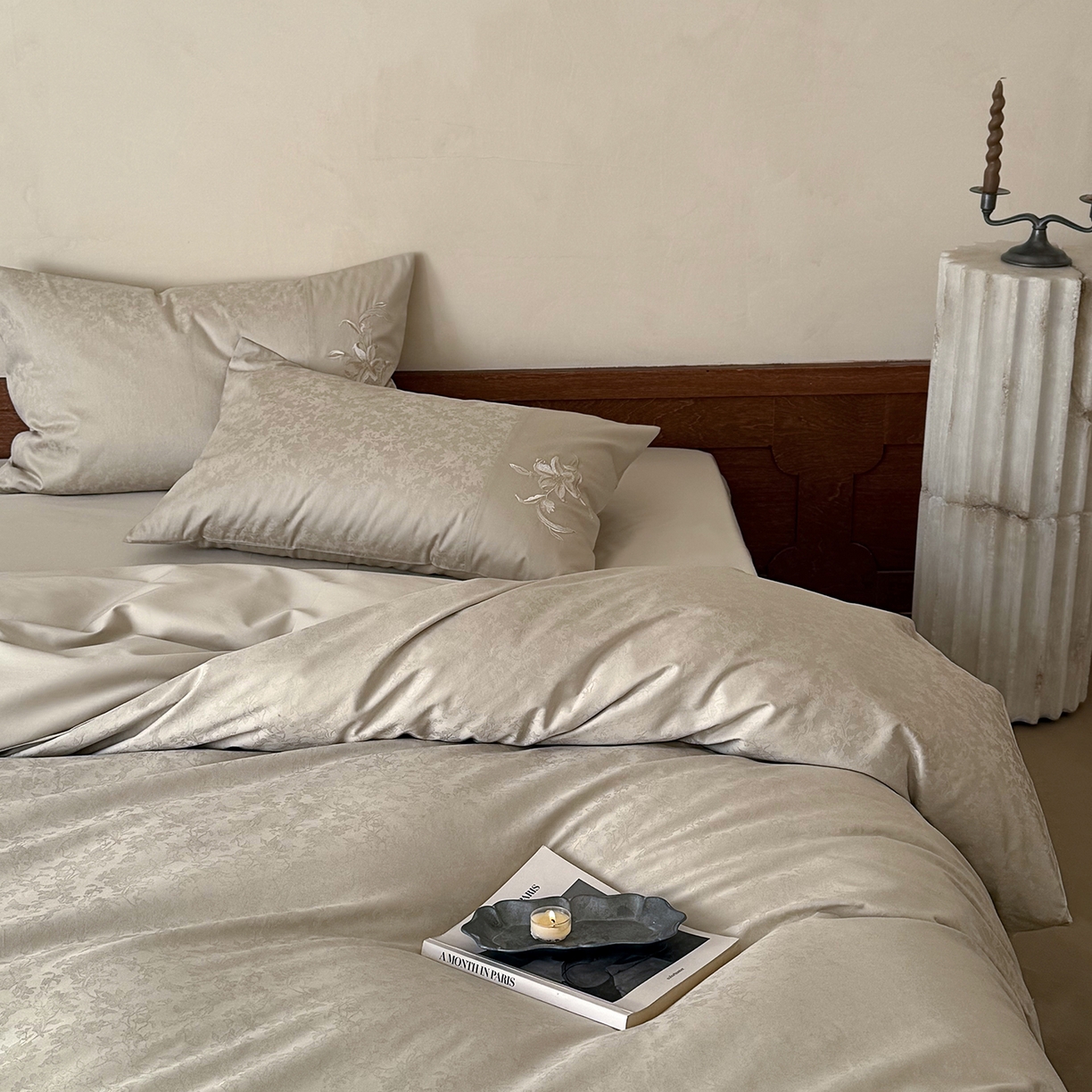 91家纺网 家纺一手货源 找家纺 鹿班家居 2026春季新品100S长绒棉提花刺绣系列四件套-兰心幽怀（标准会员-20元） 兰心幽怀-玉色