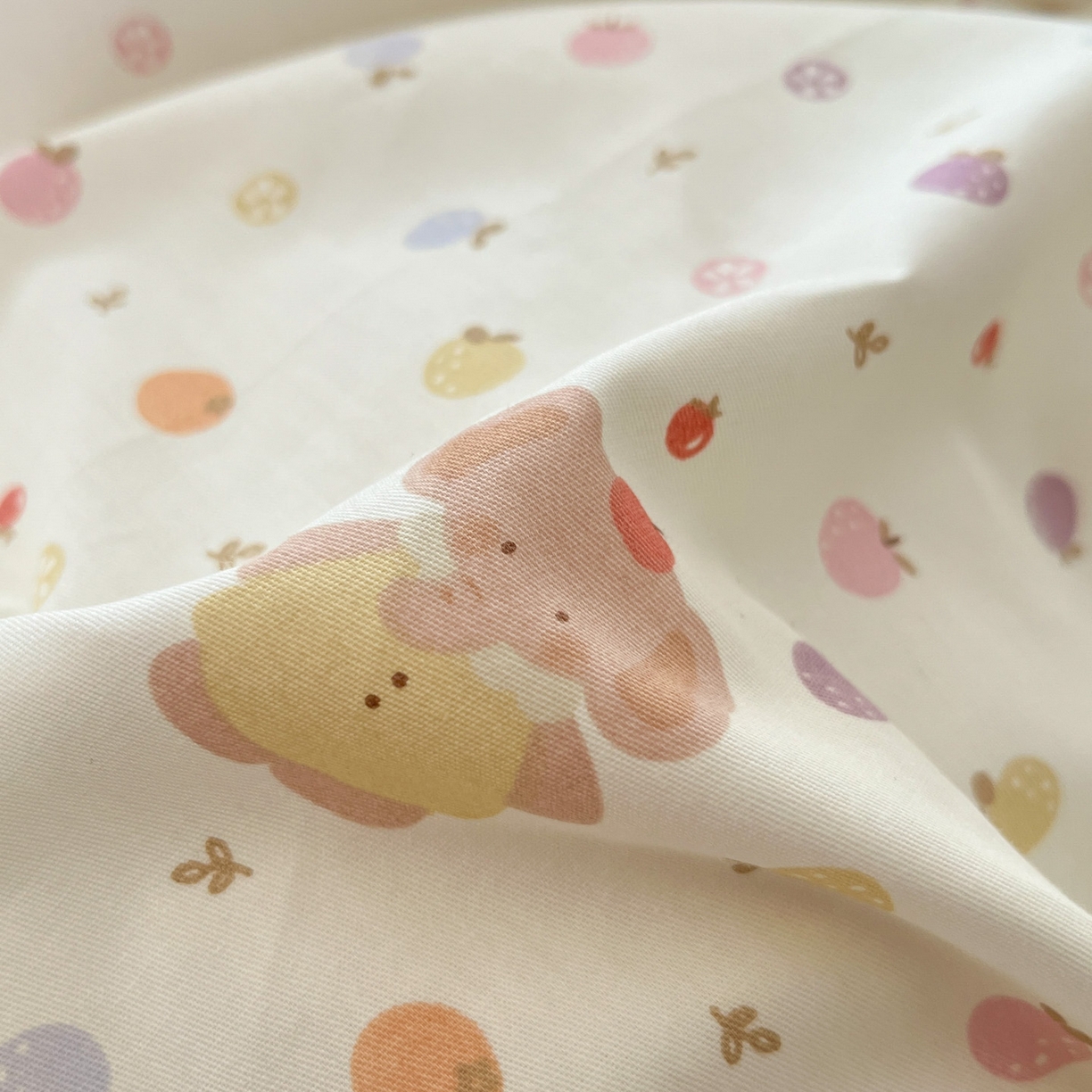 91家纺网 家纺一手货源 找家纺 西引力 2026新款40支全棉斜纹印花单枕套 果子象