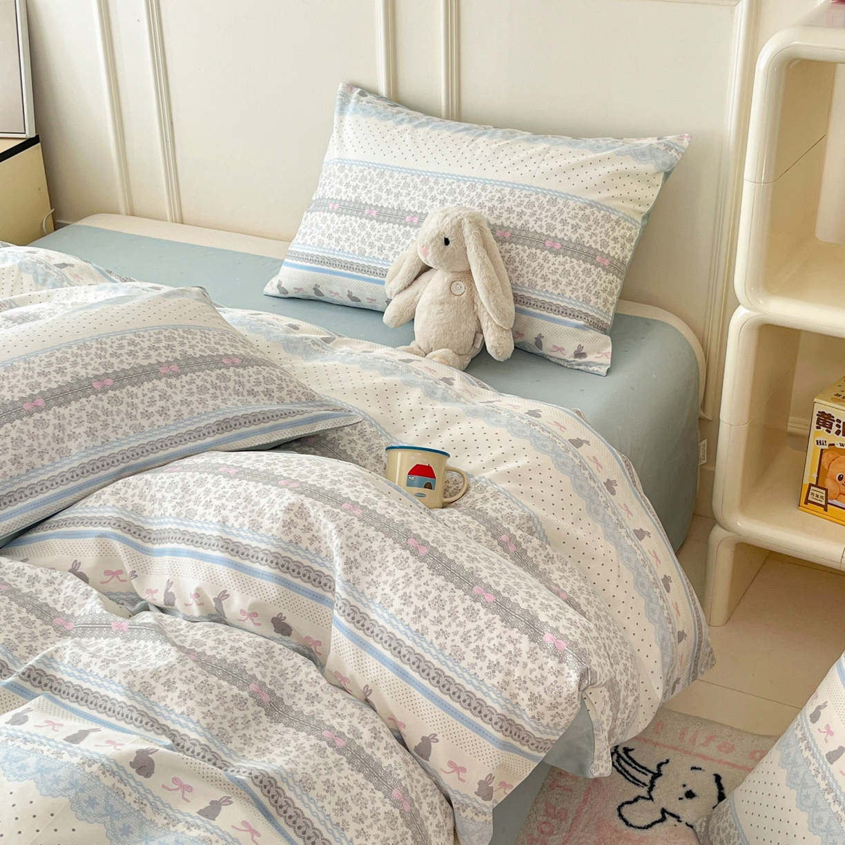 91家纺网 家纺一手货源 找家纺 西引力 2026新款40支全棉斜纹印花单枕套 花边兔