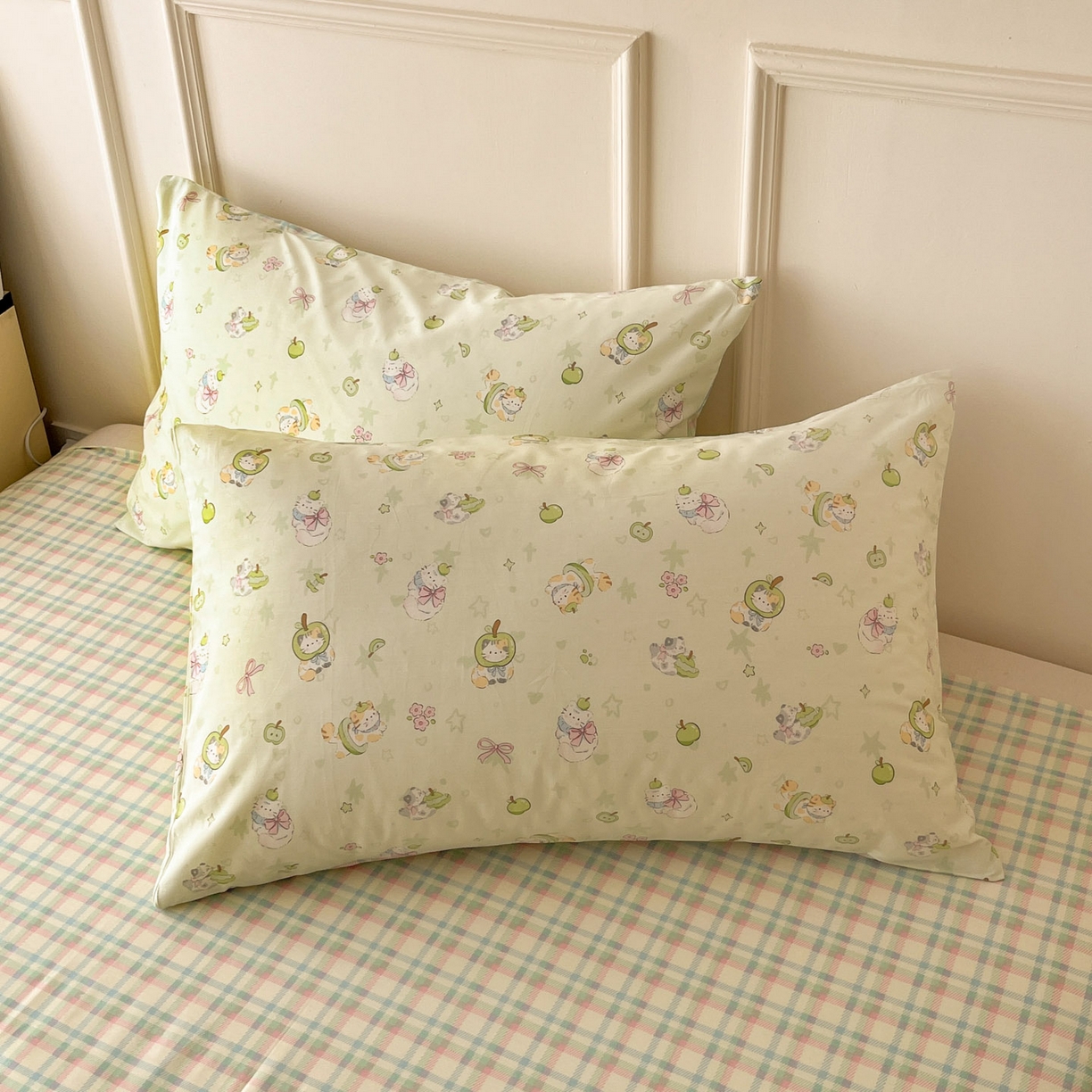 西引力 2026新款40支全棉斜纹印花单枕套 绿苹果猫猫