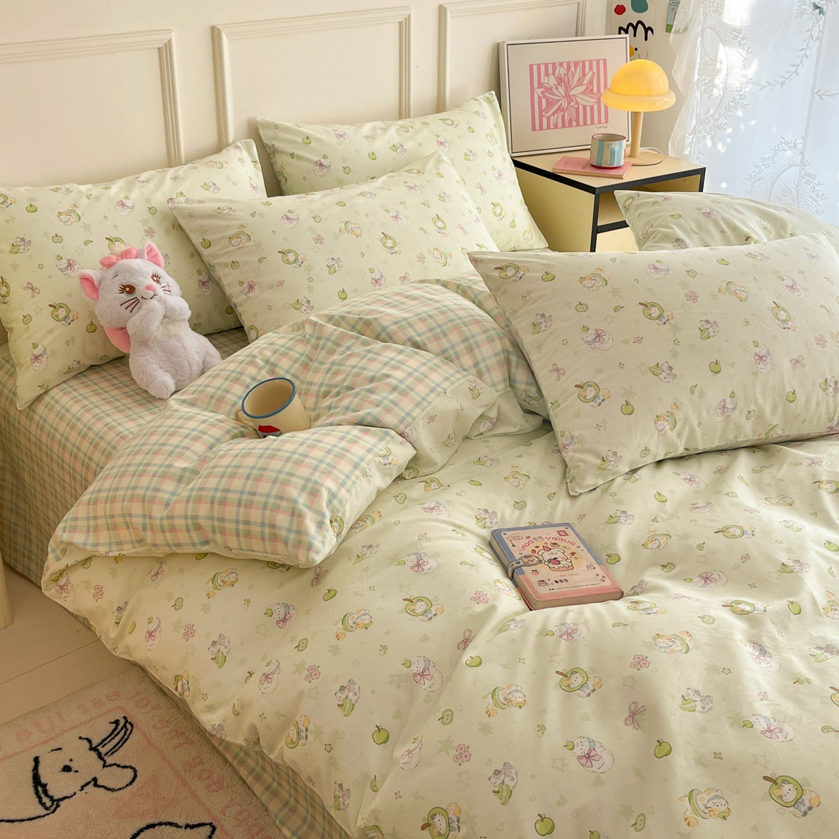 91家纺网 家纺一手货源 找家纺 西引力 2026新款40支全棉斜纹印花单枕套 绿苹果猫猫