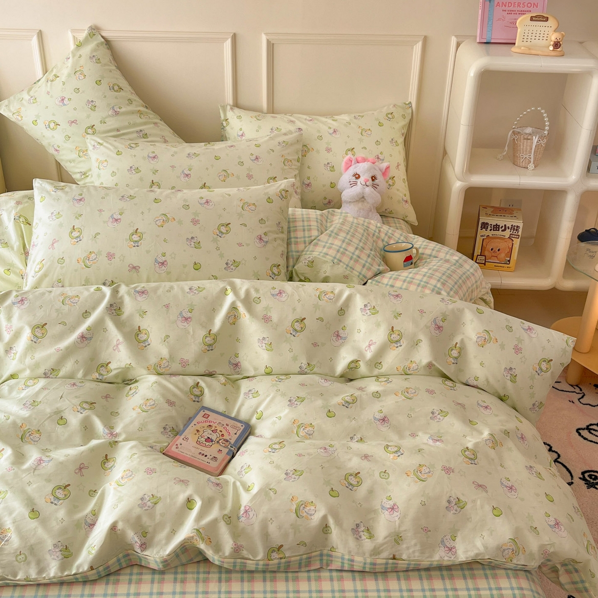 91家纺网 家纺一手货源 找家纺 西引力 2026新款40支全棉斜纹印花单枕套 绿苹果猫猫