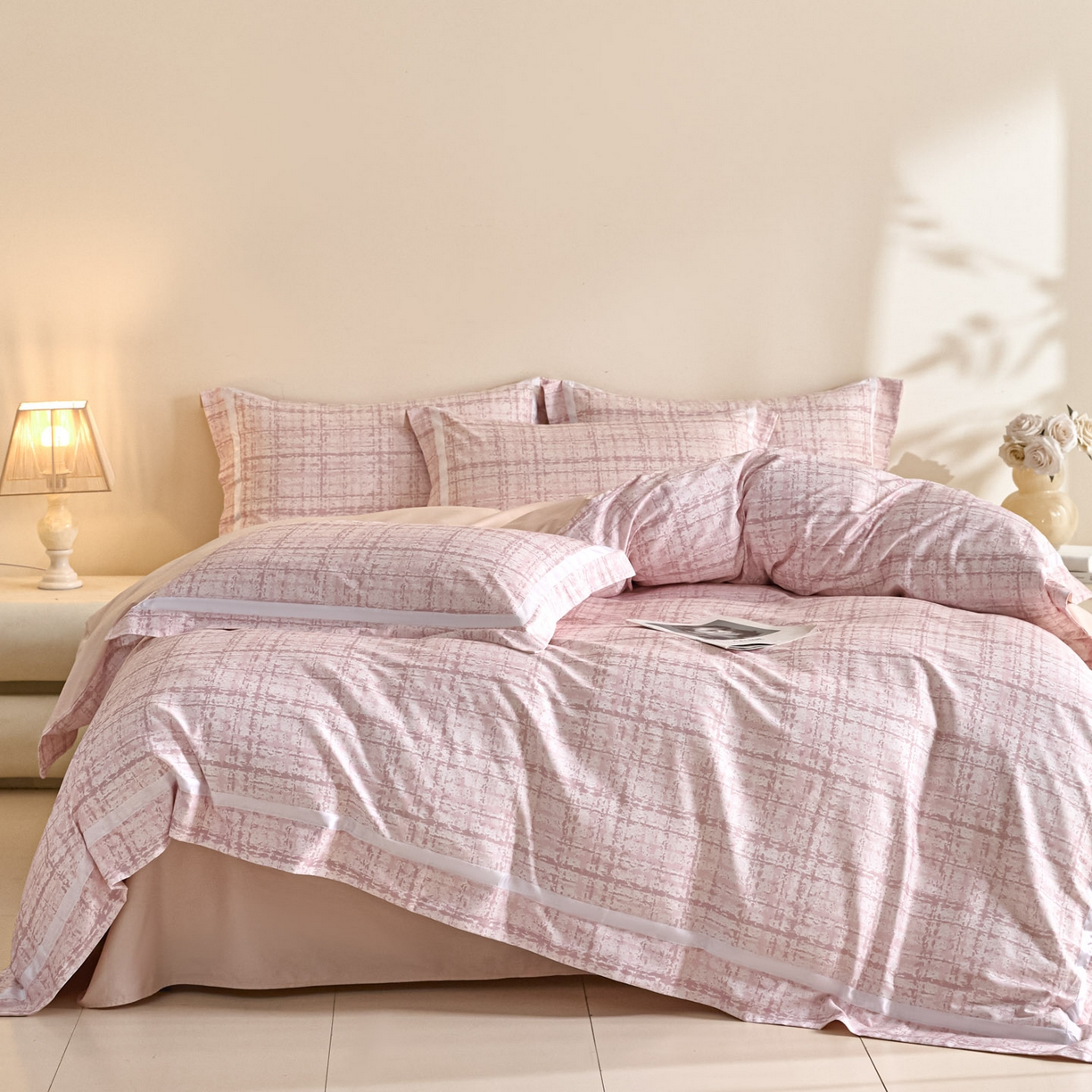 91家纺网 家纺一手货源 找家纺 （总）【控价】新方向2026春夏新款数码印花50s双股全棉纯棉贡缎长绒棉四件套-怦然心动