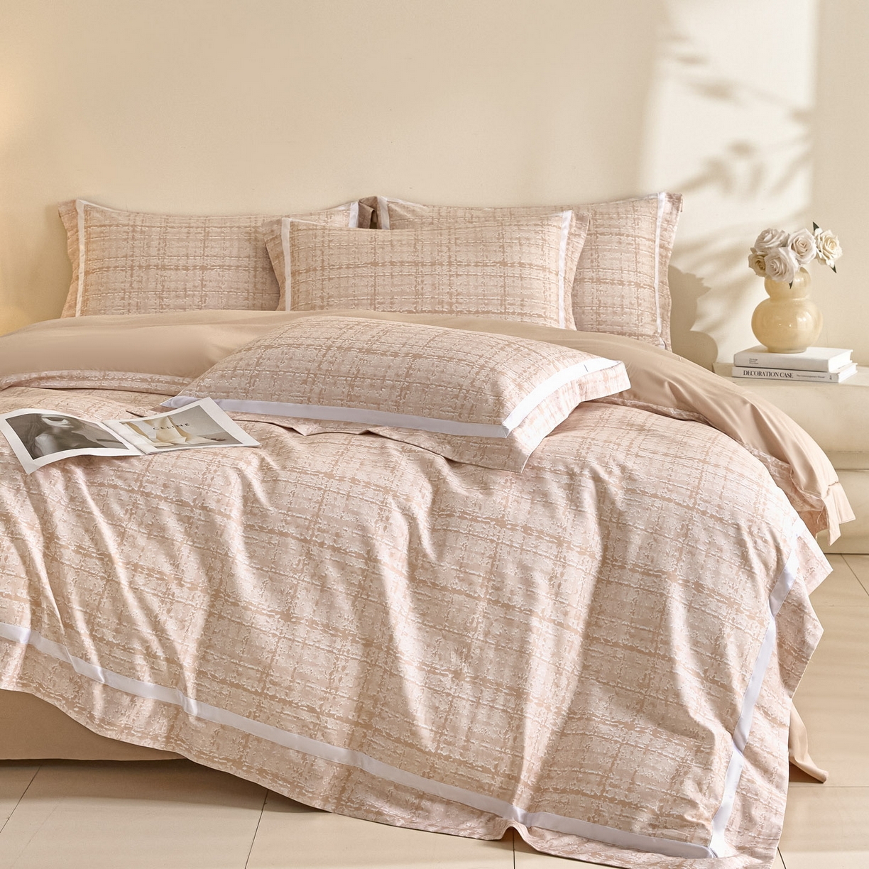 91家纺网 家纺一手货源 找家纺 新方向2026春夏新款数码印花50s双股全棉纯棉贡缎长绒棉四件套-怦然心动（控价 标准328元 加大348元） 怦然心动-香槟