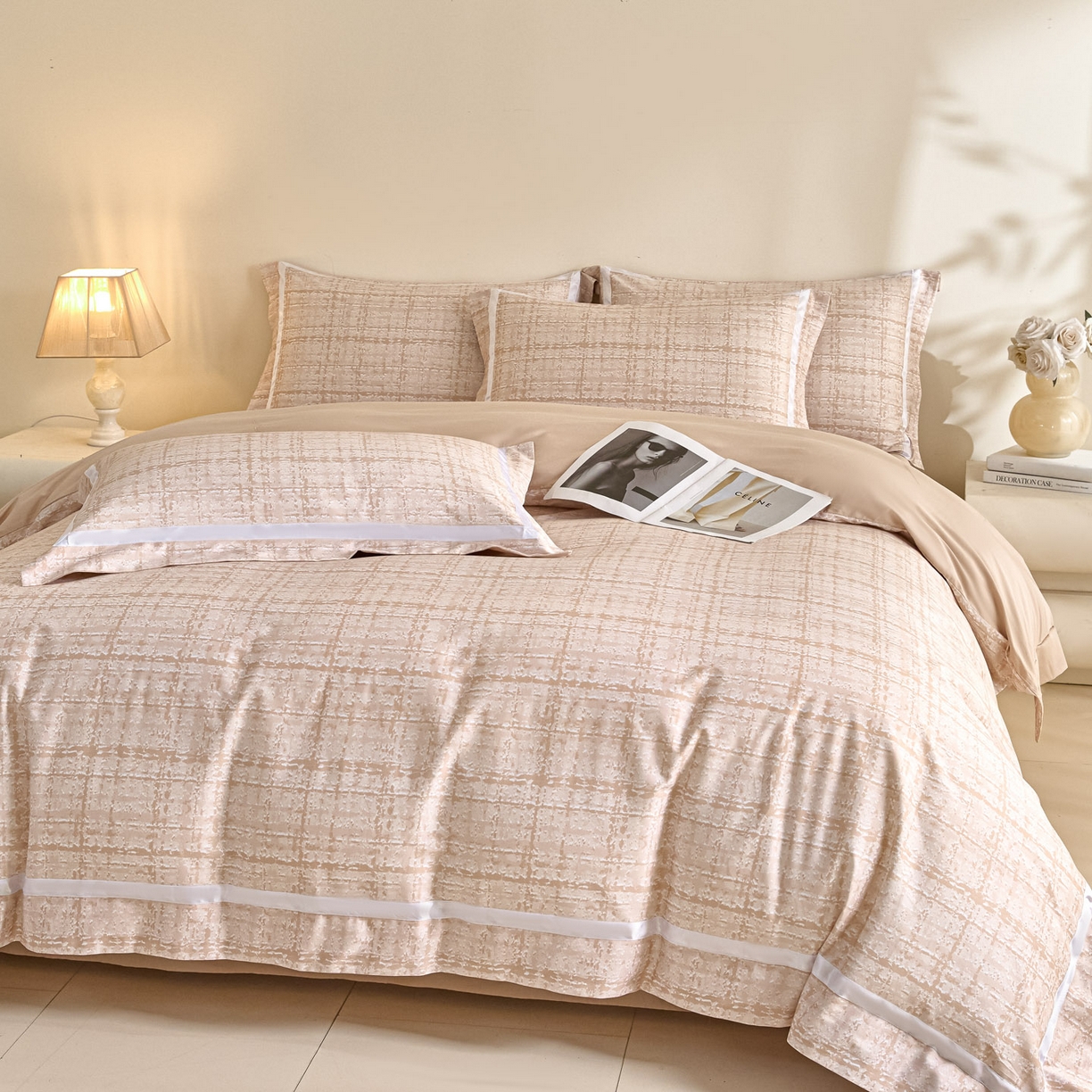 91家纺网 家纺一手货源 找家纺 新方向2026春夏新款数码印花50s双股全棉纯棉贡缎长绒棉四件套-怦然心动（控价 标准328元 加大348元） 怦然心动-香槟