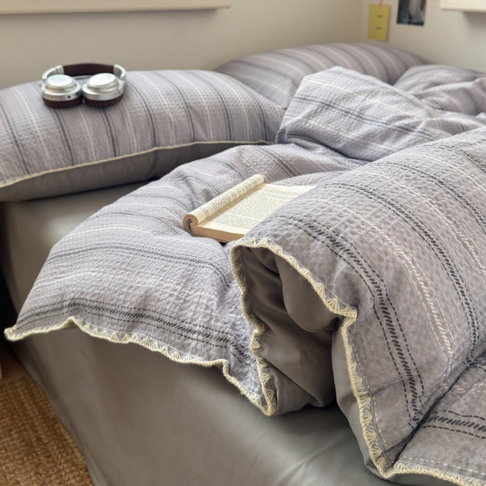 91家纺网 家纺一手货源 找家纺 典曼家纺 2026新款A类全棉华夫格提花贝壳边四件套 派克-灰