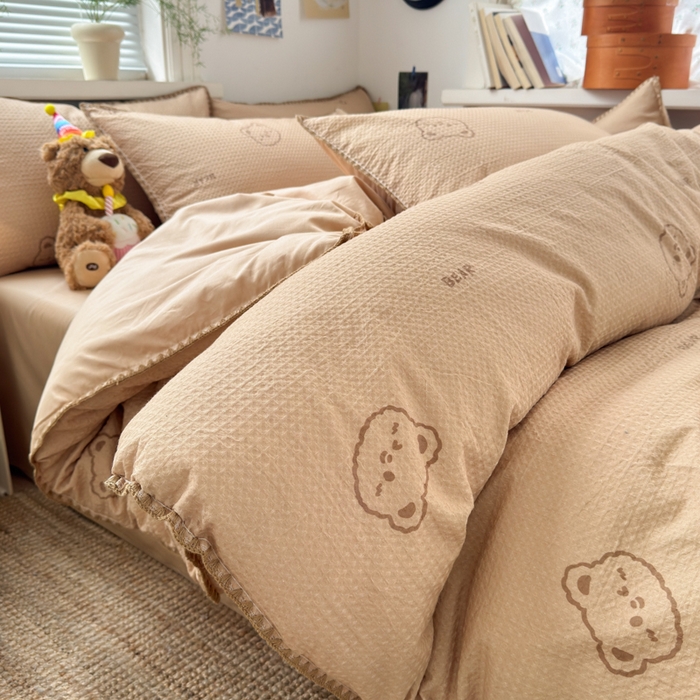 91家纺网 家纺一手货源 找家纺 典曼家纺 2026新款A类全棉华夫格提花贝壳边四件套 萌动时光-咖