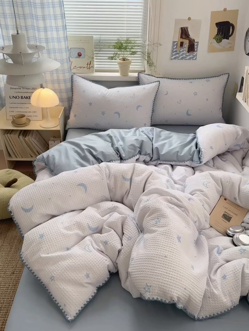 91家纺网 家纺一手货源 找家纺 典曼家纺 2026新款A类全棉华夫格提花贝壳边四件套 云梦星河-兰