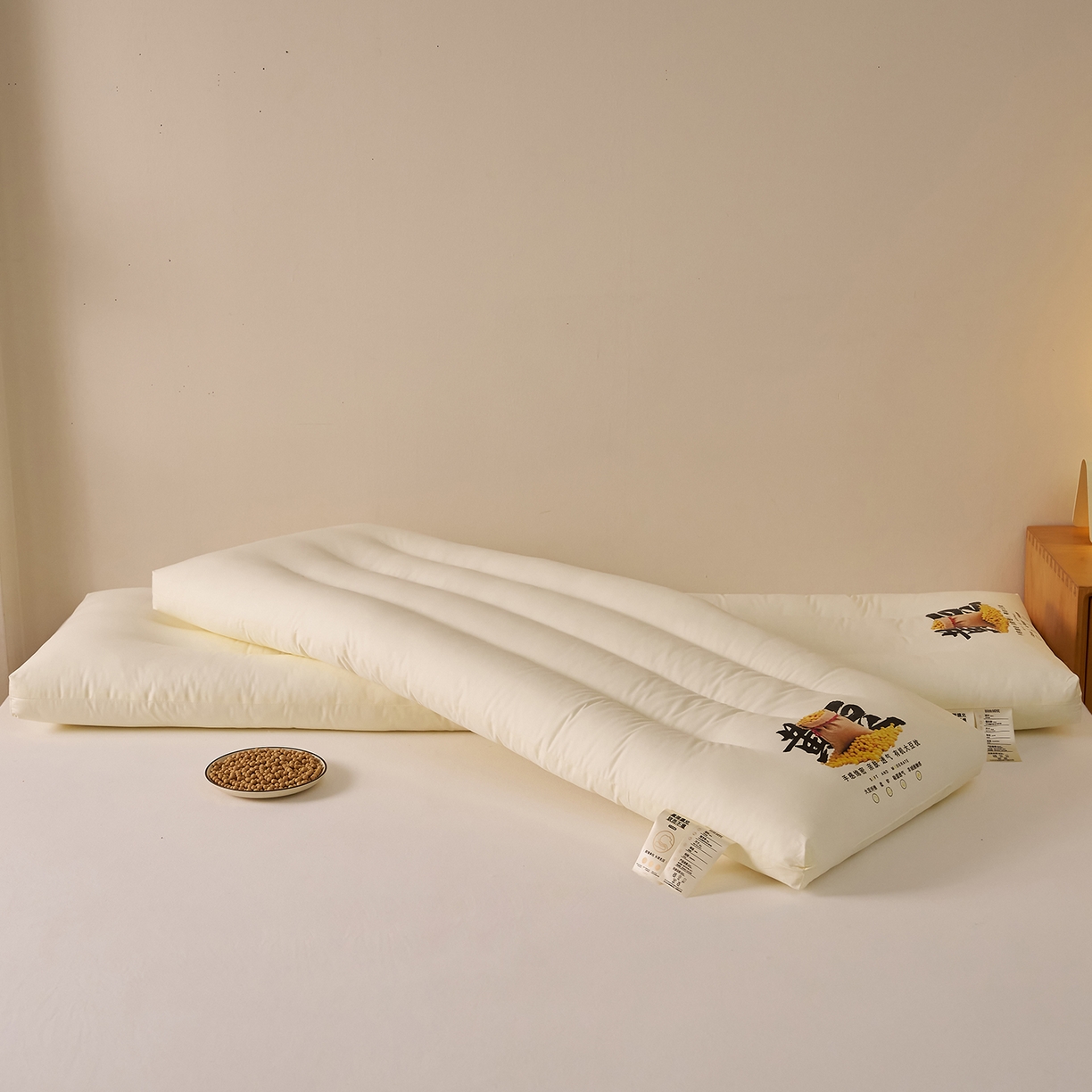 91家纺网 家纺一手货源 找家纺 乐可 2026新款大豆长枕黄豆双人枕枕头枕芯 黄豆双人长枕-1.5m