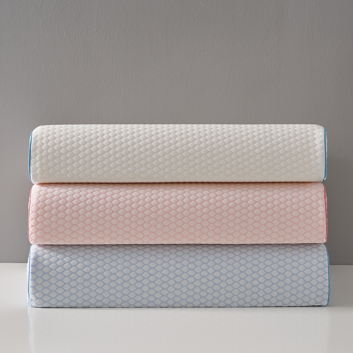 91家纺网 家纺一手货源 找家纺 乐可 2026新款慢回弹曲线水立方太空记忆枕枕头枕芯 组合图