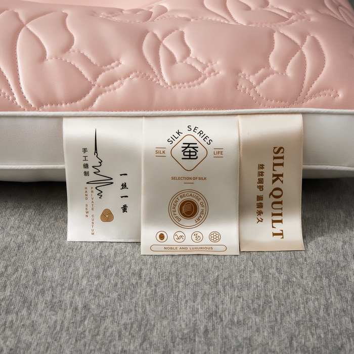 91家纺网 家纺一手货源 找家纺 寐居家纺 2026新款乳胶蚕丝枕枕头枕芯 乳胶蚕丝枕-粉