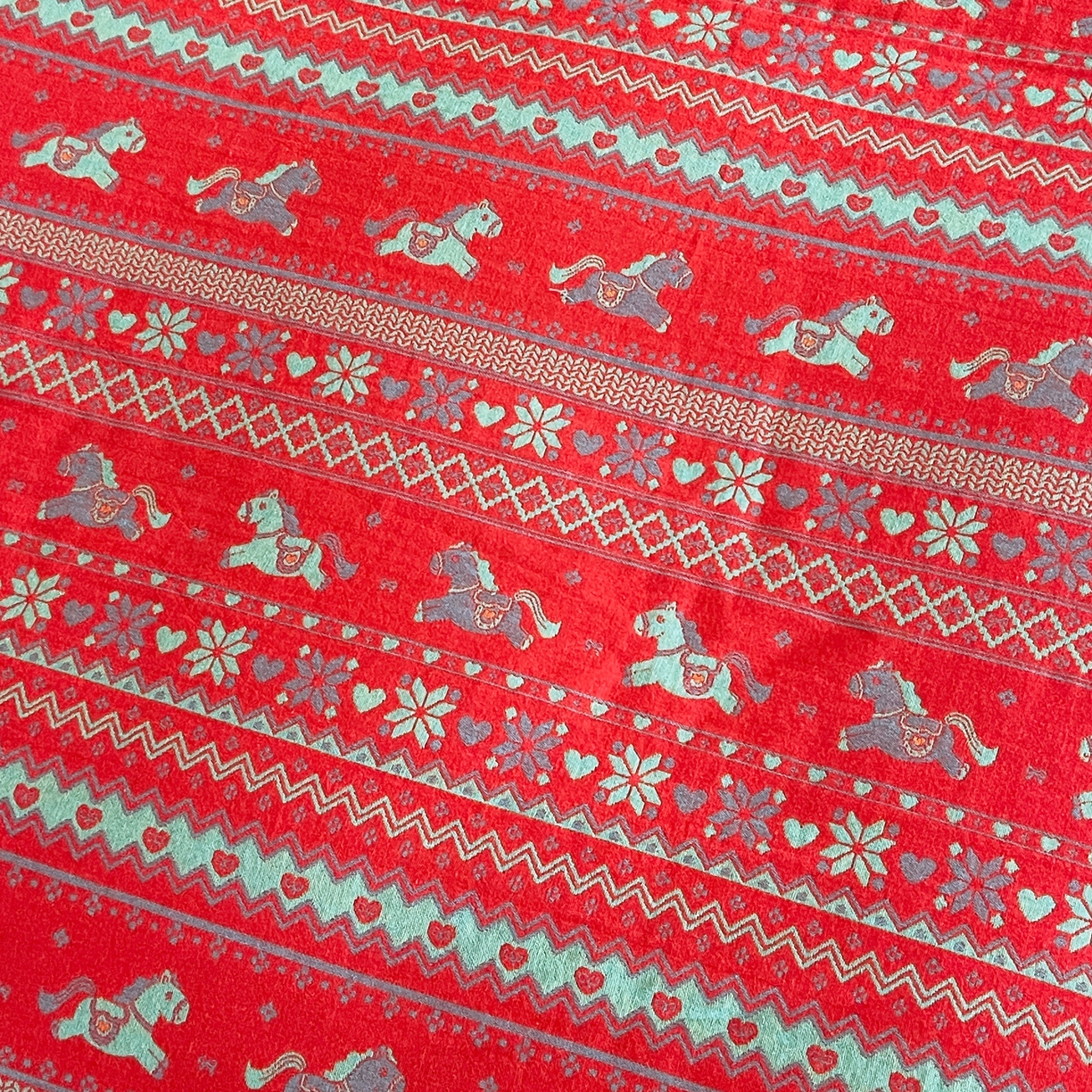 91家纺网 家纺一手货源 找家纺 春皖家纺 2026新款全棉色织双层纱提花百福系列拉链款-单被套 红绝影