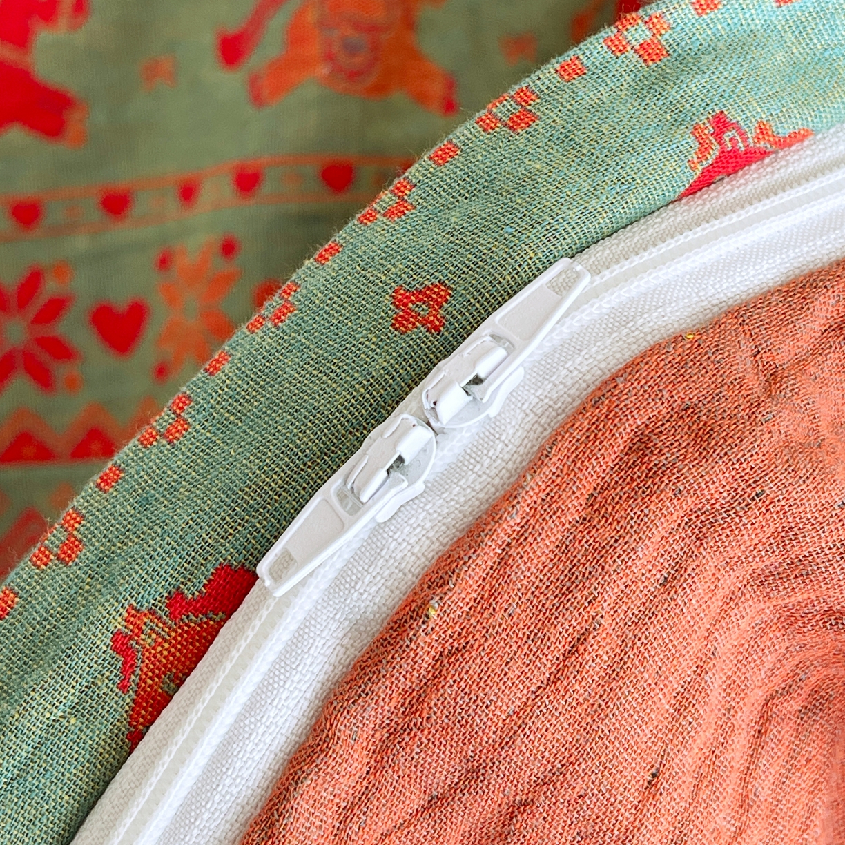 91家纺网 家纺一手货源 找家纺 春皖家纺 2026新款全棉色织双层纱提花百福系列拉链款-单被套 绿绝影