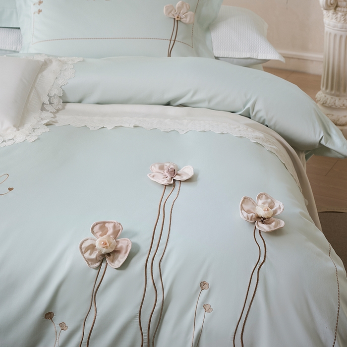 91家纺网 家纺一手货源 找家纺 诗黛尔 2026春夏新款长绒棉刺绣洛薇尔系列四件套（会员-20） 洛薇尔 玛卡蓝