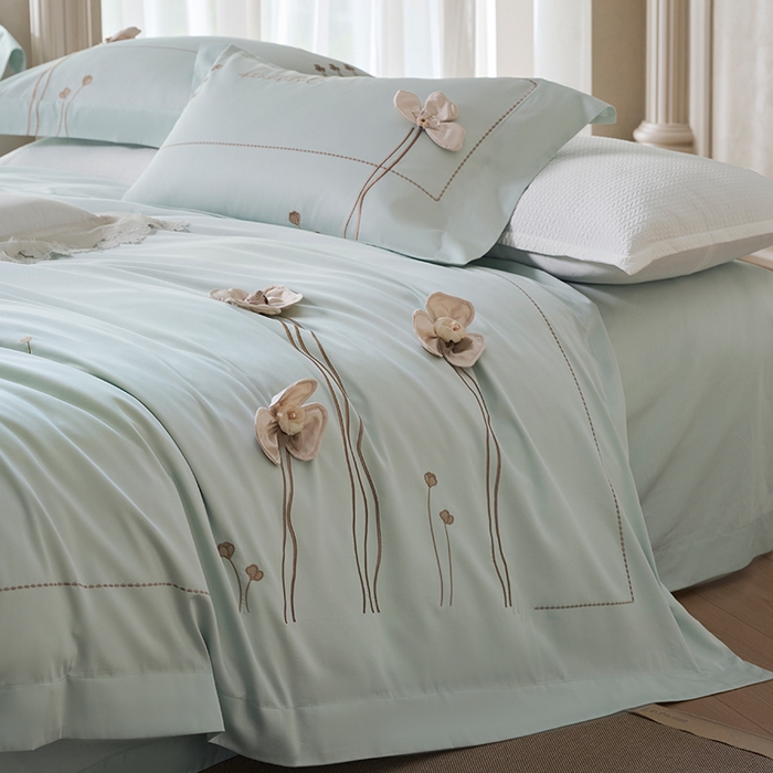 91家纺网 家纺一手货源 找家纺 诗黛尔 2026春夏新款长绒棉刺绣洛薇尔系列四件套（会员-20） 洛薇尔 玛卡蓝