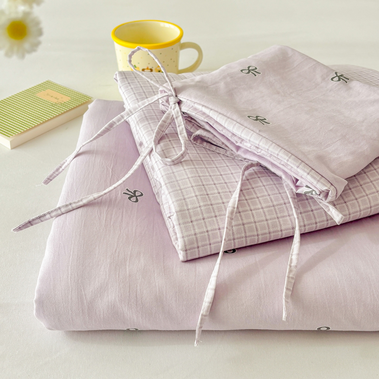 金梦拉家纺 2026新款小清新绑带格纹碎花系列四件套-花园里系列 花园里-紫色蝴蝶结