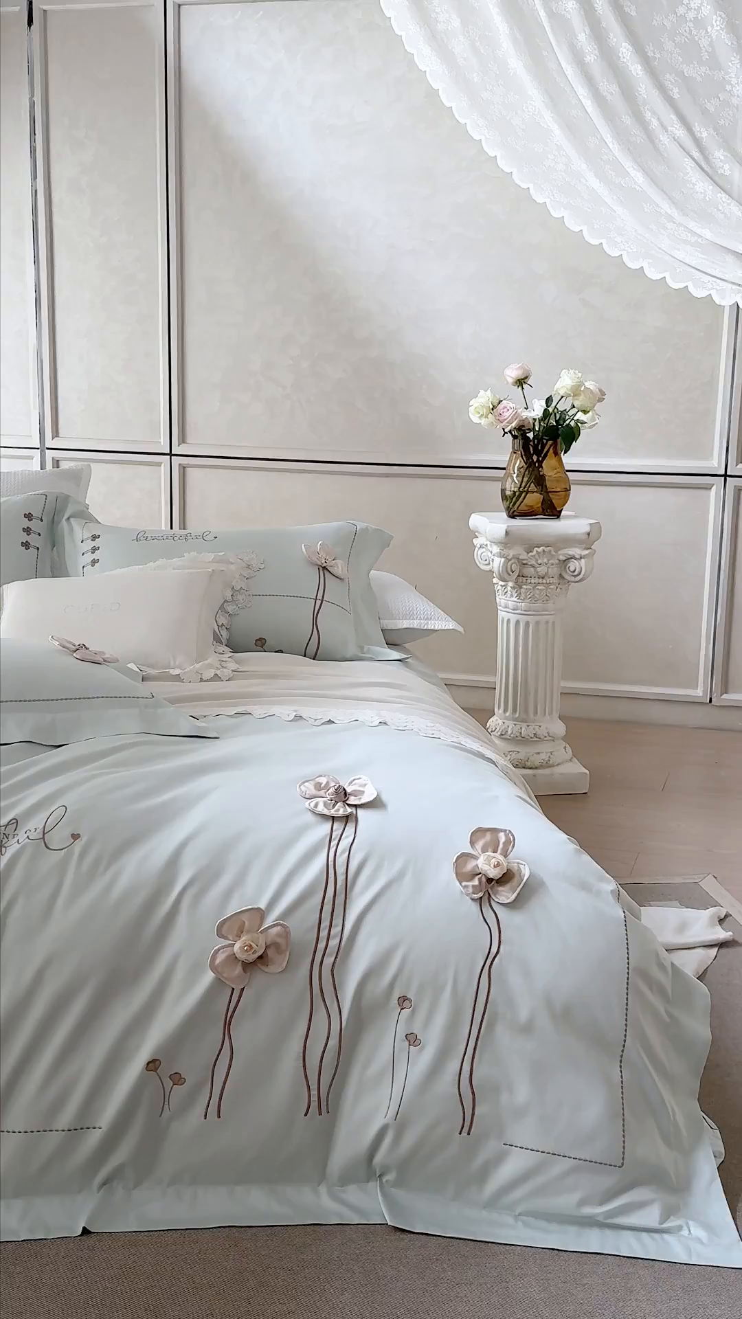 91家纺网 家纺一手货源 找家纺 诗黛尔 2026春夏新款长绒棉刺绣洛薇尔系列四件套（会员-20） 洛薇尔 玛卡蓝