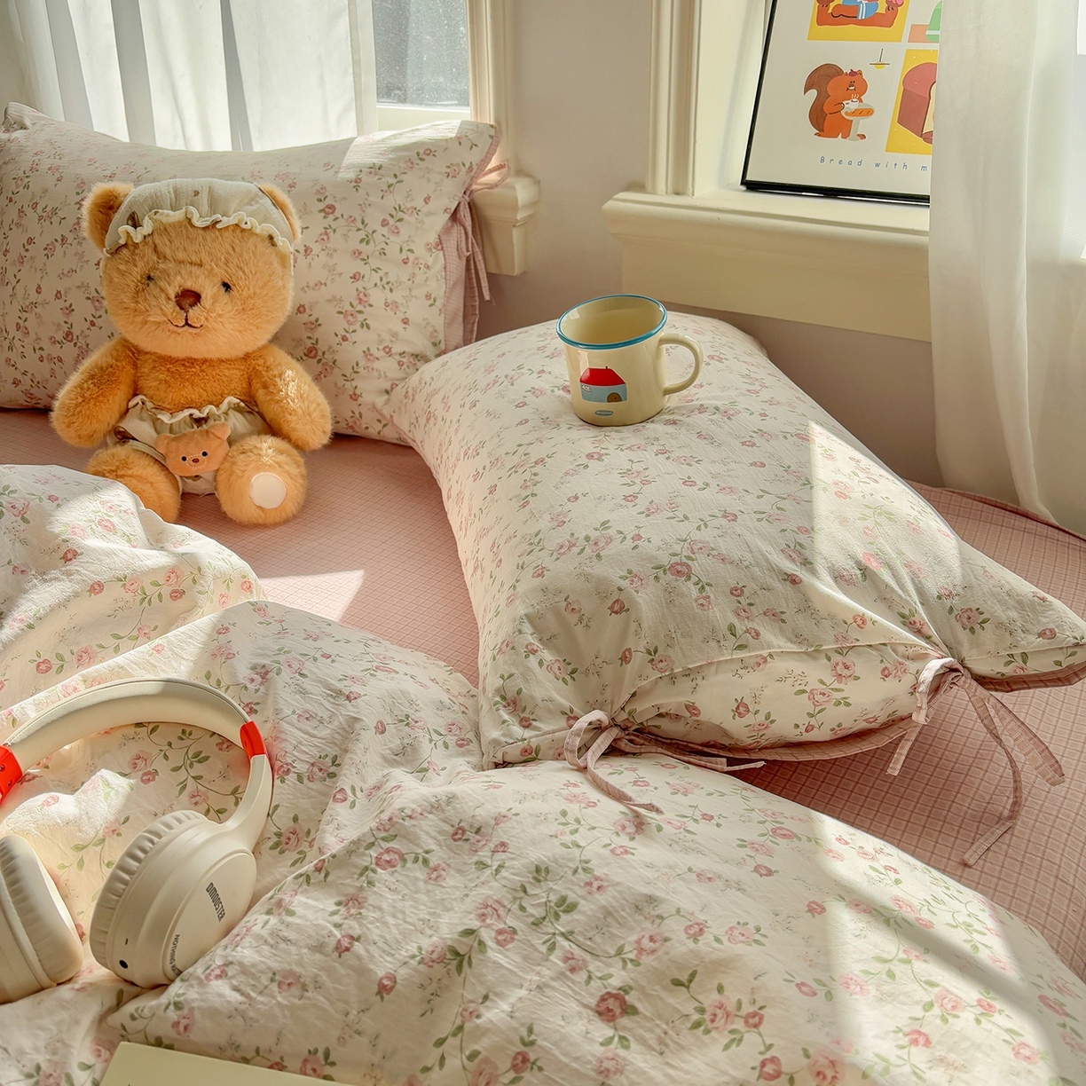 91家纺网 家纺一手货源 找家纺 金梦拉家纺 2026新款小清新绑带格纹碎花系列四件套-花园里系列 花园里-蔷薇花语