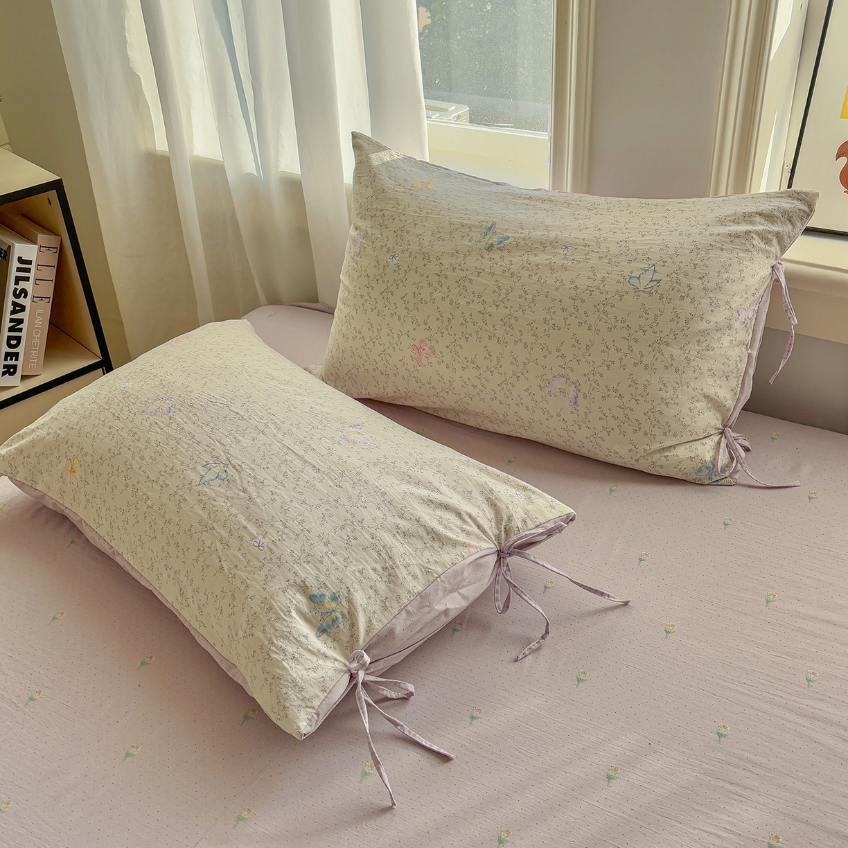 91家纺网 家纺一手货源 找家纺 金梦拉家纺 2026新款小清新绑带格纹碎花系列四件套-花园里系列 花园里-蝶恋花